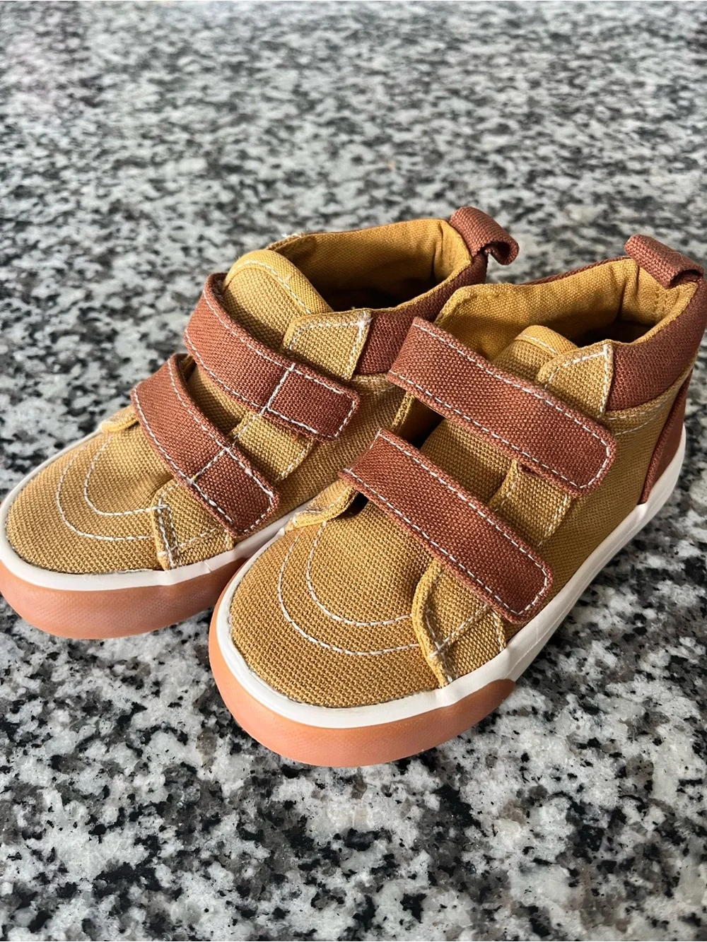 Old Navy Toddler Mustard Canvas Double-Strap Sneakers with Brown Accents‎